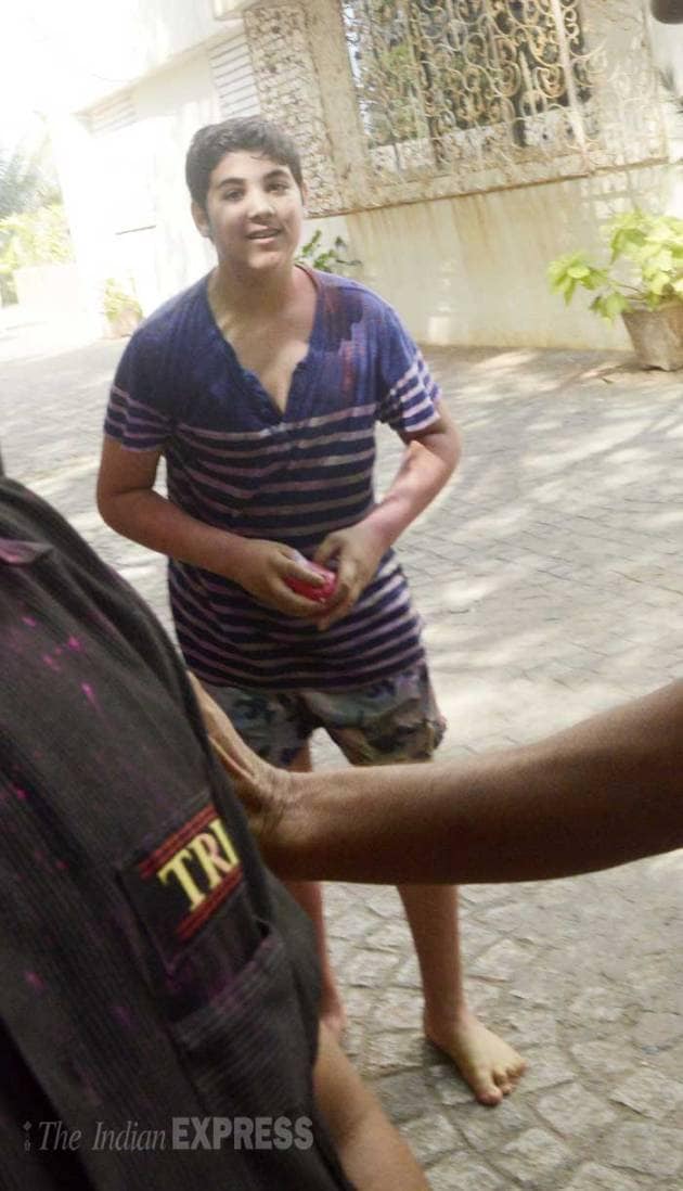 holi, holi 2015, salman khan holi, sunny leone holi, salman khan, sunny leone, sonakshi sinha holi, akshay kumar holi, esha deol, madhuri dixit, akshay kumar, sophie choudry