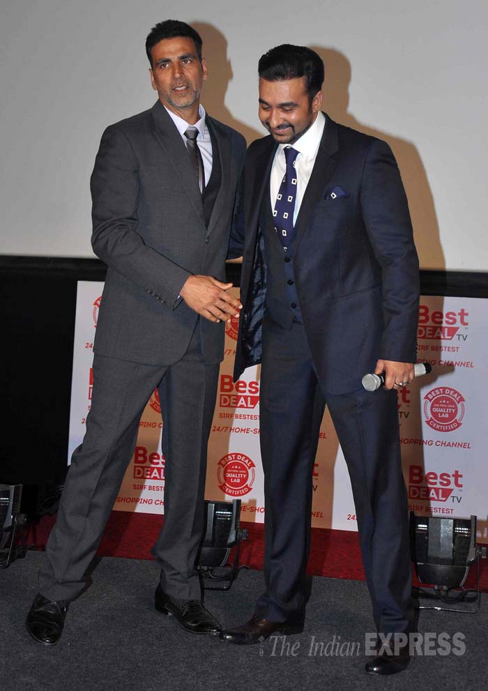 Akshay Kumar, Raj Kundra