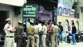 Two arrested, setting vehicles afire, North West Delhi's Rani Bagh area, delhi police