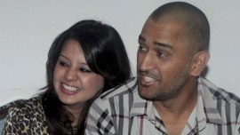 Dhoni, MS Dhoni, sakshi dhoni, sakshi singh dhoni, amrapali group, dhoni amrapali group, sakshi dhoni amrapali group, amrapali group case, sc amrapali verdict, amrapali registration, supreme court, What is Amrapali case, business news, Indian Express