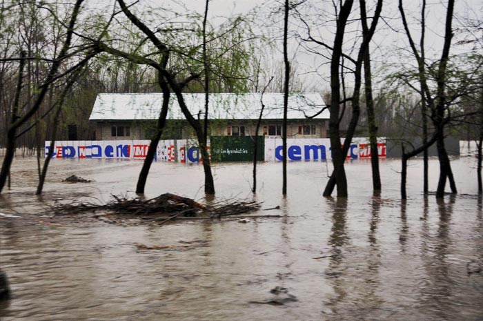 Kashmir flood, Jammu flood, Flashflood in Kashmir, Kashmir weather, Jammu weather, Jhelum river, Flood in Kashmir, Valley flood, Indian Army, flood relief, J&K govt, Jammu and Kashmir, J&K news, India news, National news, top stories