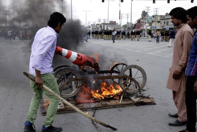Lahore blast, Lahore church blast, Pakistan church attack, Suicide bomb Lahore, suicide bomb church, Pakistani Christians, Christians attacked, Lahore Christians attack, suicide bombing, Pakistan suicide bombings, Lahore suicide bombings, Pakistan news, world news, international news, lahore blast news, lahore blast photo