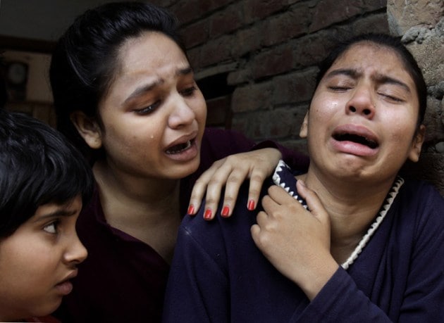 Lahore blast, Lahore church blast, Pakistan church attack, Suicide bomb Lahore, suicide bomb church, Pakistani Christians, Christians attacked, Lahore Christians attack, suicide bombing, Pakistan suicide bombings, Lahore suicide bombings, Pakistan news, world news, international news, lahore blast news, lahore blast photo