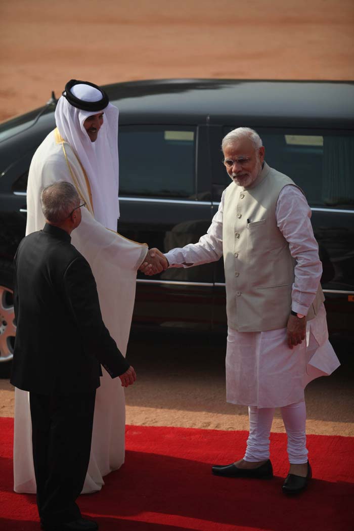 Qatar, Emir Sheikh Tamim Bin Hamad, India, Ceremonial reception, Rashtrapati Bhavan, New Delhi, Express Photo, Narendra Modi, Prime Minister Narendra Modi, PM Modi, Sushma Swaraj, Sushma, External Affairs Minister, External Affairs Ministry, India news, Nation news, Qatar news, News