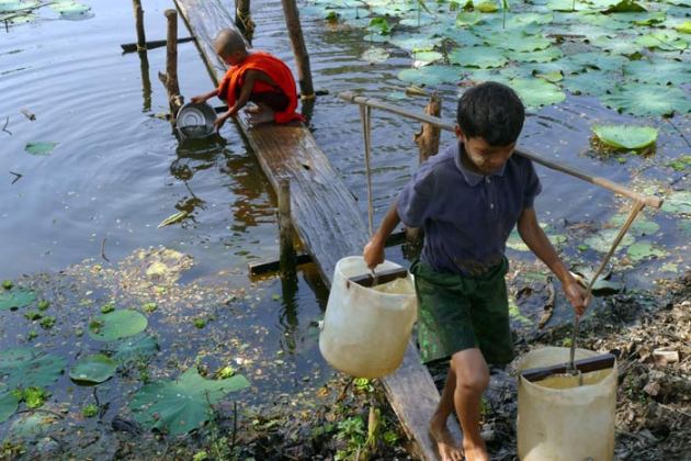 world water day, water day, UN water day, international water day, 22 march water day, march 22 water day, water bodies of te world, water pollution, water crisis, drinking water shortage, fresh water, water harvesting, Australia water, Brazil water, India water, Myanmar water, Nile river, Yamuna, Mississippi, Dal lake, sea water treatment plant, water day photos, world water day photos