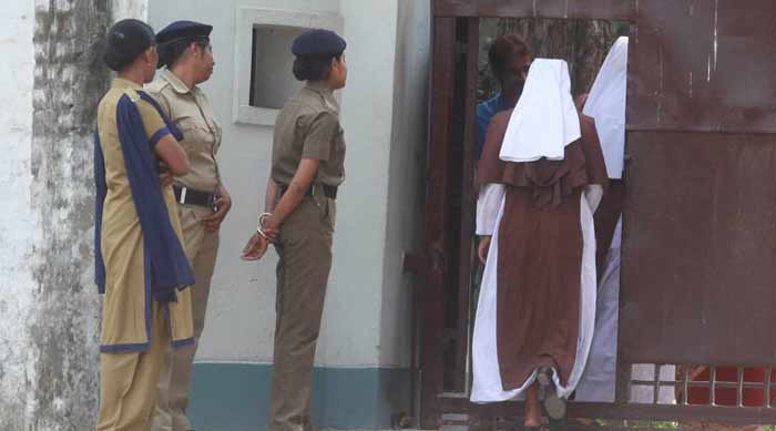 nun, nun gang rape, nun rape. malda nun rape, mamta banerjee, mamata banerjee nun rape, mamata banerjee blocked, mamata banerjee convoy blocked, malda nun, malda convoy blocked, malda nun gangrape, malda gang rape