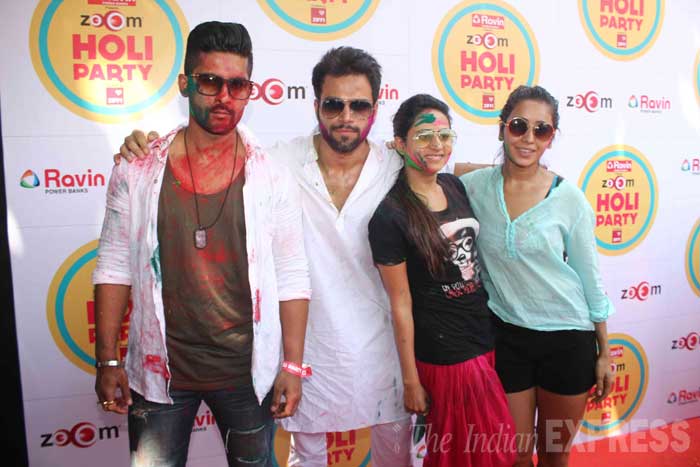 holi, sunny leone, sunny leone holi, poonam pandey, ravi dubey, rithvik dhanjani, sargun mehta, asha negi, deepshikha, sreejita dey, payal rohatgi, rakhi sawant