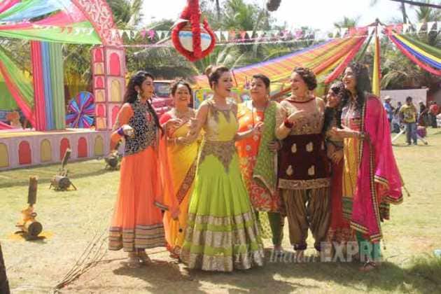 Holi TV stars