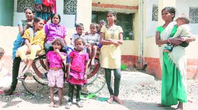 slum children, mumbai slum children, MSCPCR, schooling, slum children schooling, public transport, BEST, BEST buses, RTE act, mumbai news, city news, local news, mumbai newsline