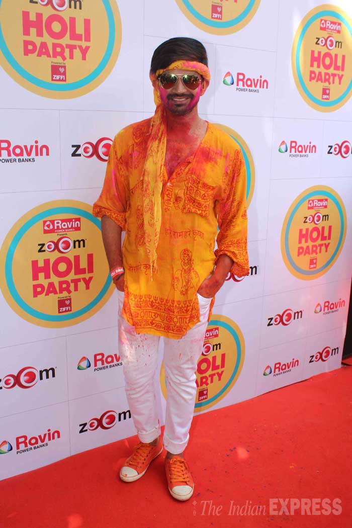 holi, sunny leone, sunny leone holi, poonam pandey, ravi dubey, rithvik dhanjani, sargun mehta, asha negi, deepshikha, sreejita dey, payal rohatgi, rakhi sawant