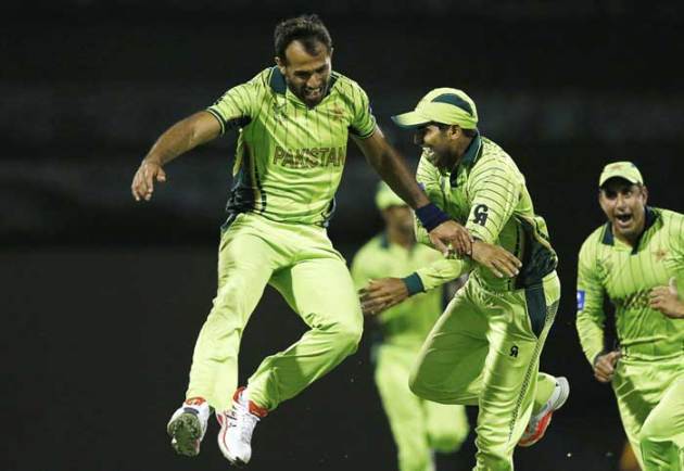Pak vs Zim, Zim vs Pak, Pakistan vs Zimbabwe, Zimbabwe vs Pakistan, Pak vs Zim Photos, Pakistan Zimbabwe Photos, World Cup 2015, Cricket World Cup, Cricket World Cup 2015, World Cup 2015 Photos, Cricket Photos, Cricket