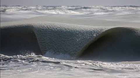 Rare phenomenon: As mercury drops semi-frozen waves hit the