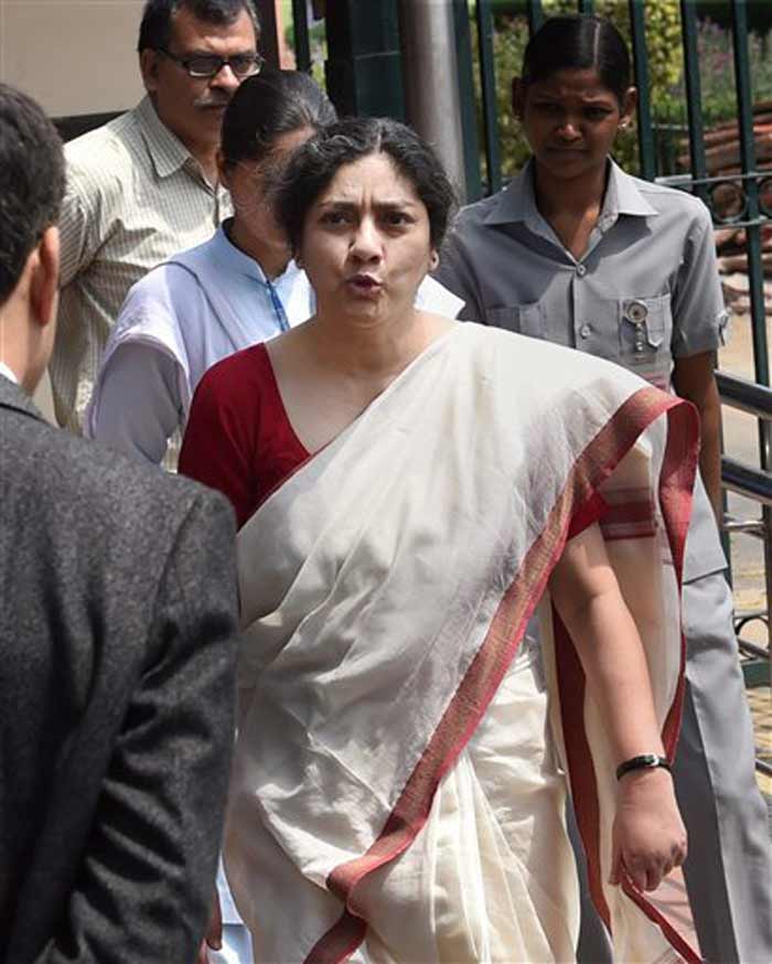 Coal scam, Manmohan Singh, Manmohan Singh's daughters, Upinder Singh, Former Indian PM, Daman Singh, Prevention of Corruption Act, Supreme Court, New Delhi, Scams, P C Parakh, Hindalco coal scam, coal scam pictures