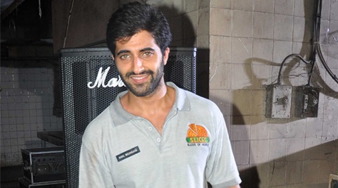 Akshay Oberoi starts shoot for his next ‘Bombairiya’