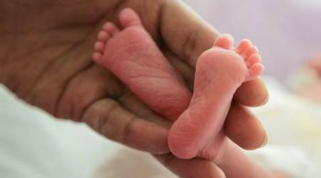 jharkahnd, jharkhand tribal, baby selling, jharkhand poverty, poverty in jharkhand, jharkhand child sold, Community Health Centre, jharkahnd government, sabar tribal, indian express news, india news