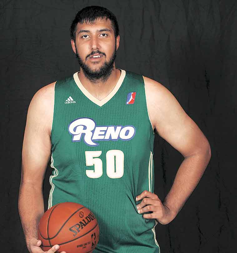 Kings sign first NBA player of Indian descent in Sim Bhullar