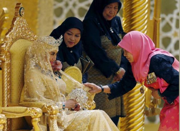 Gold, diamonds, emeralds - Royal wedding of Brunei's ...