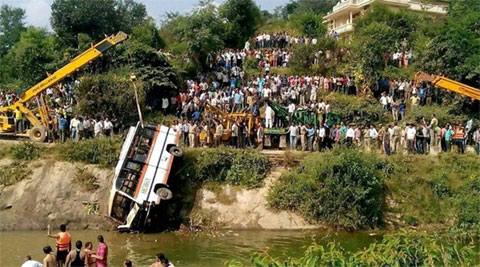 accident road india poonch