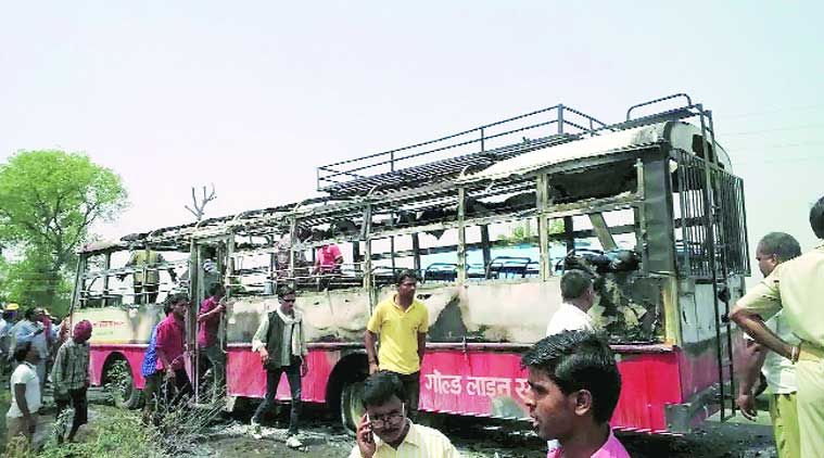 Amethi, Amethi bus fire, Amethi bus accident, Amethi bus mishap, India news, city news, lucknow news, local news