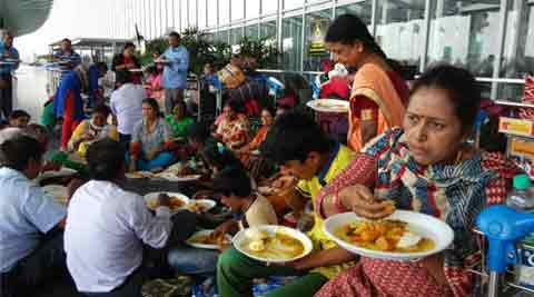 LIVE: Fresh clashes break out between Congress, TMC workers in West Bengal