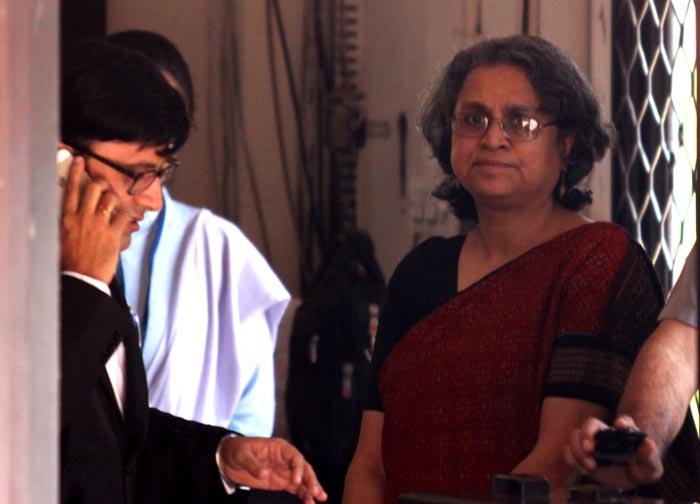 Coal scam, Manmohan Singh, Manmohan Singh's daughters, Upinder Singh, Former Indian PM, Daman Singh, Prevention of Corruption Act, Supreme Court, New Delhi, Scams, P C Parakh, Hindalco coal scam, coal scam pictures