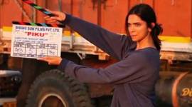 deepika padukone, deepika padukone piku, deepika padukone piku sets, piku, piku film, piku movie, amitabh bachchan, amitabh bachchan piku, irrfan khan, irrfan khan piku, off screen piku, piku songs, bollywood news, entertainment news