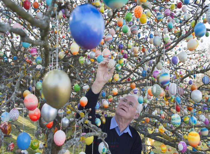 Easter, Happy Easter, Easter Mass, Pope Francis, Vatican Easter, Easter vigil mass, Easter celebration, Easter Jerusalem, Jerusalem Easter, Easter wishes, Easter greetings, Easter photos, world news, world photos