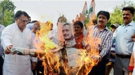 giriraj giriraj singh, giriraj singh comment, giriraj singh nigerian comment, giriraj singh rajiv ganghi, sonia gandhi, sonia gandhi giriraj comment, meghnad desai columns, indian express columns