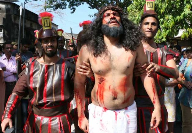Good Friday, good friday worldwide, good friday india, good friday Filipino devotees, Filipino devotees, Jesus Christ, Philippines good friday, picture gallery, indian express picture gallery, indian express