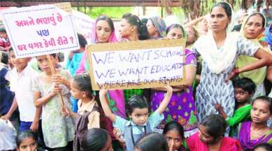 vadodara, kalyannagar housing protest, kalyannagar protest, jnnurm, vodadara municipal, vadodara news, india news