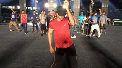 Hrithik Roshan meets Mamata Banerjee, promises to attend Kolkata film fest