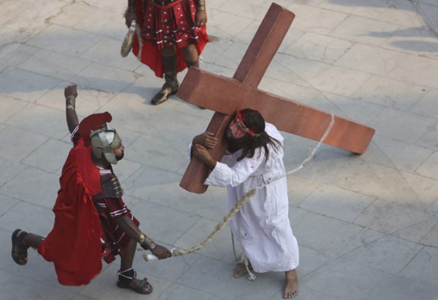 Good Friday, good friday worldwide, good friday india, good friday Filipino devotees, Filipino devotees, Jesus Christ, Philippines good friday, picture gallery, indian express picture gallery, indian express