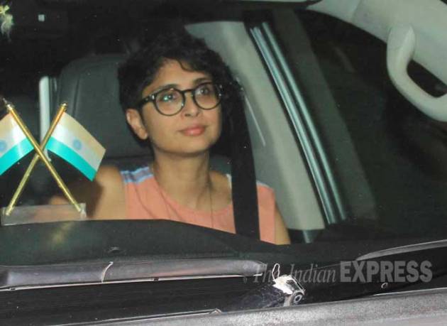 shah rukh khan, shah rukh khan pictures, shah rukh khan films, srk pics, jay bhanushali, ek paheli leela, jay bhanushali leela, farhan akhtar, vikas bahl, jackky bhagnani, isha koppikar