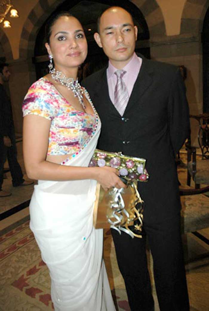 Lara Dutta, Kelly Dorjee