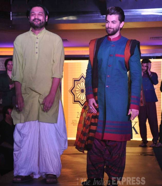 Gabbar Is Back, Akshay Kumar, Akshay Kumar ramp, The India Luxury Style Week, Neil Nitin Mukesh, Juhi Chawla, Sohail Khan