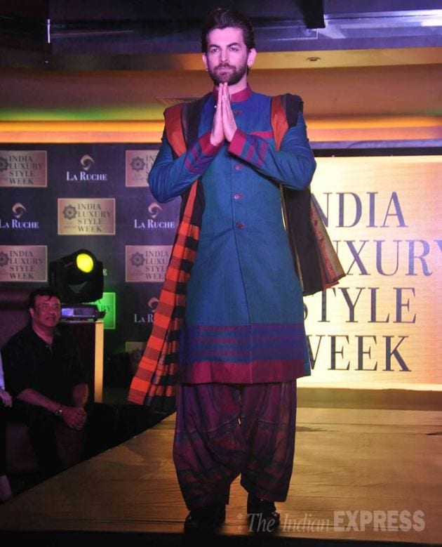 Gabbar Is Back, Akshay Kumar, Akshay Kumar ramp, The India Luxury Style Week, Neil Nitin Mukesh, Juhi Chawla, Sohail Khan