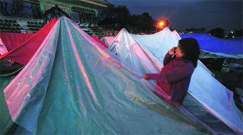 Nepal earthquake: Flood of help in Nepal, but it is barely ...