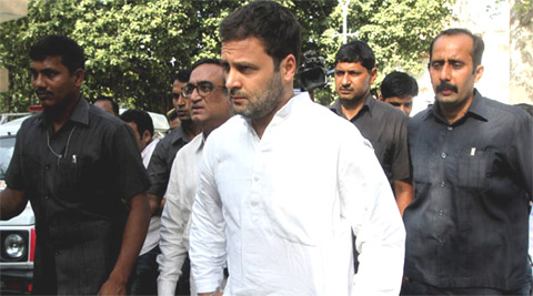 rahul gandhi, farmer suicides, rahul gandhi suicide farmers, rahul gandhi punjab visit, narendra modi, parkash singh badal, farmer Surjit Singh, Surjit Singh suicide, India lates news