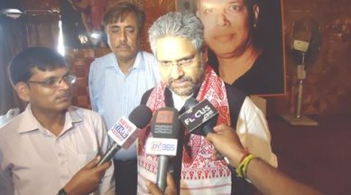 democracy, indian democracy, indian constitution, indian law, indian democratic soceities, Allahabad university, ABVP, Siddharth Varadarajan, Democracy, Media and Freedom of Expression, sunday opinion, express opinion