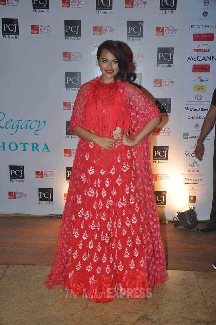 sonakshi sinha