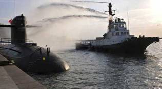 karavatti, indian navy, anti submarine warfare, anti submarine, submarine, anti submarine warfare, naval warfare, modern warfare, advanced warfare, indian warfare, kolkata navy, kolkata navy launch, anti submarine ship launch, navy ship launch, india news