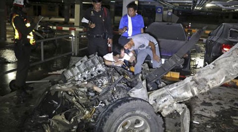 Seven hurt in car bomb on tourist island in southern Thailand | World ...