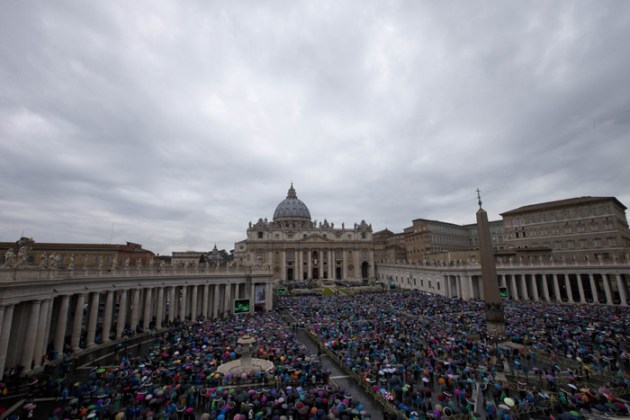 Easter In Rome Christians celebrate Easter across the world | Picture Gallery Others ...
