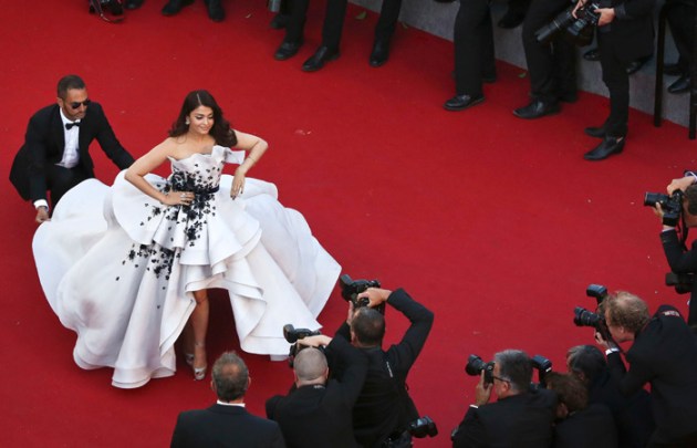 Cannes 2015, Aishwarya Rai Bachchan, Aishwarya Rai, Aishwarya Rai Bachchan Cannes 2015, Aishwarya Rai Cannes, Ralph & Russo gown Aishwarya