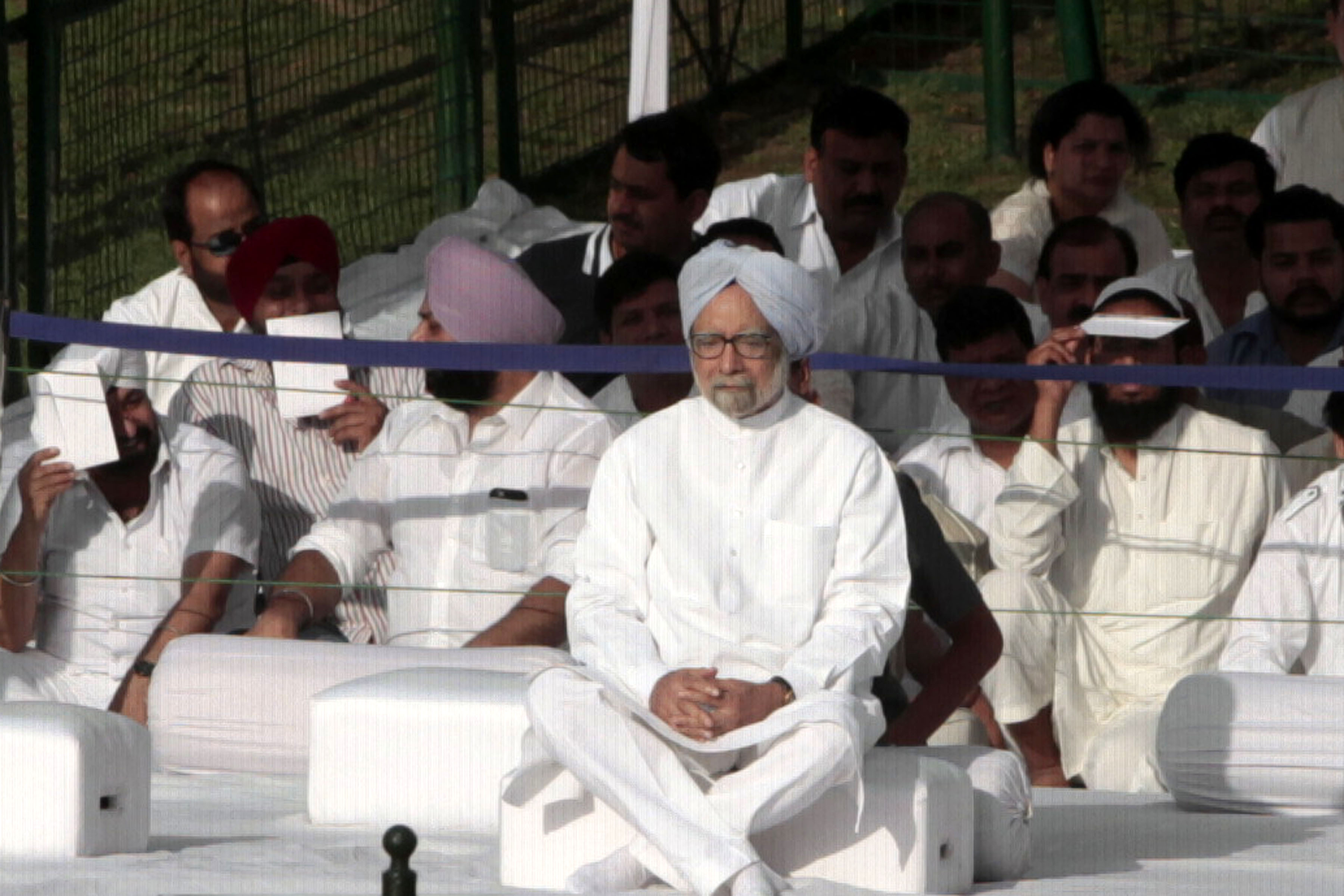 Jawaharlal Nehru, Jawaharlal Nehru death anniversary, Nehru 51st death anniversary, Pranab Mukherjee, Narendra Modi, All India Congress Committee, Congress, Sonia Gandhi, india news, news