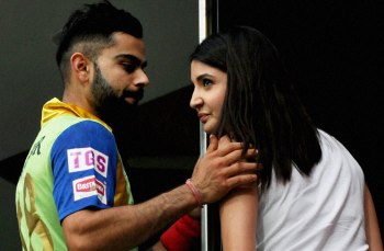 Virat And Anushka Sex Xnxx - Anushka Sharma cheers for 'boyfriend' Virat Kohli's RCB | Sports Gallery  News,The Indian Express
