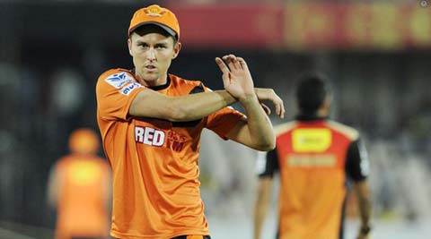 Trent Boult tightens screws