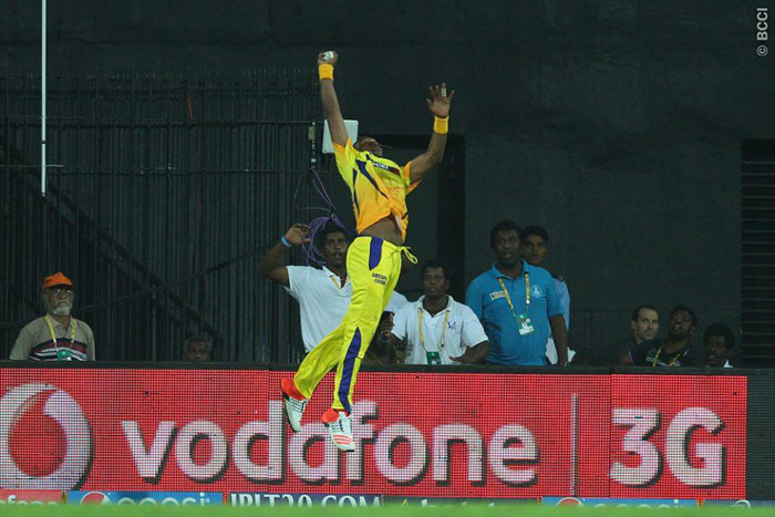 RCB vs MI, MI vs RCB, Ab de Villiers, RCB vs MI photos, CSK vs RR, RR vs CSK, CSK, Dwayne Bravo, IPL Photos, IPL 2015 Photos, Cricket Photos, Cricket