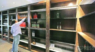 kerala liquor ban, kerala alcohol ban, Supreme Court, Supreme Court liquor, kerala bars, kerala bars ban, kerala ban on liquor, kerala government