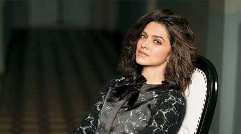 Deepika Padukone's sweet note for 'ma' Farah Khan who spotted her